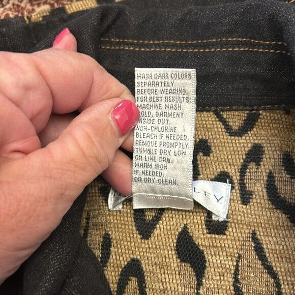 Napa Valley denim and cheetah print button front jacket Size S EUC - Picture 10 of 10
